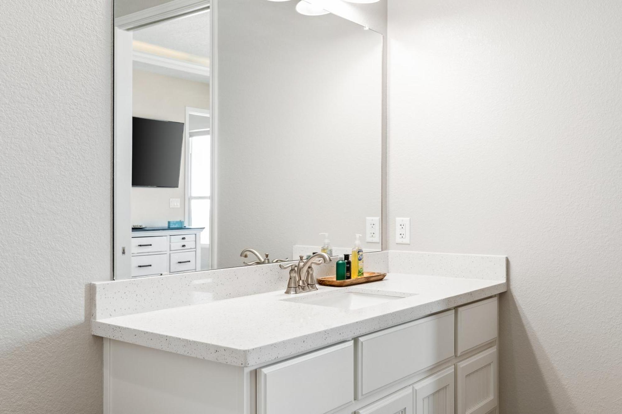 Stylish 4Br Crystal Beach Retreat Walk To Beach Bolivar Peninsula Exterior photo